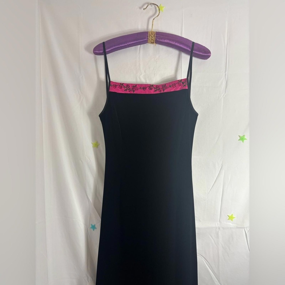 VTG 90s Whimsigoth Black Velvet Magenta Satin Rose Embroidered Maxi Dress Size L - Picture 13 of 16